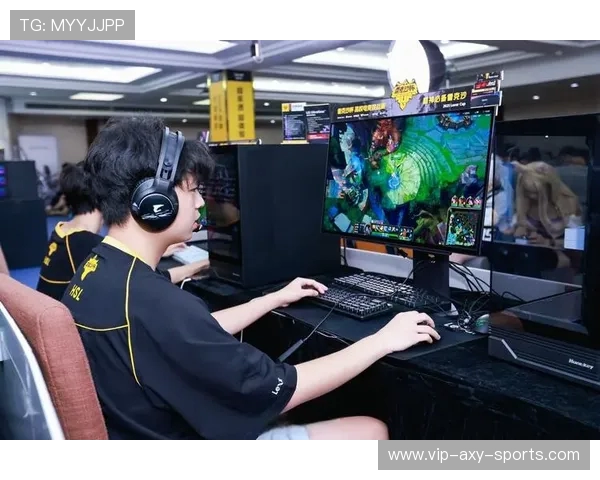 全球总决赛落幕新王加冕电竞史迎来最激烈冠军争夺战