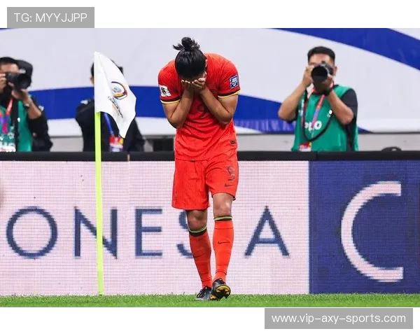 国足鏖战九十分钟惊险逆转再燃球迷热血点燃全国激情